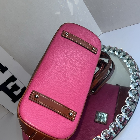 Dooney & Bourke Pink Pebbled Leather Zip Dome Satchel Crossbody bag - Picture 6 of 14